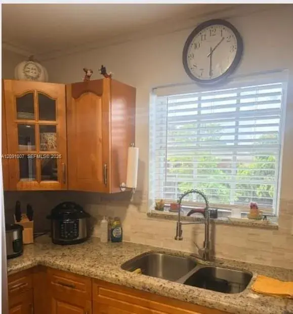 2630 De Soto Dr, Miramar FL 33023