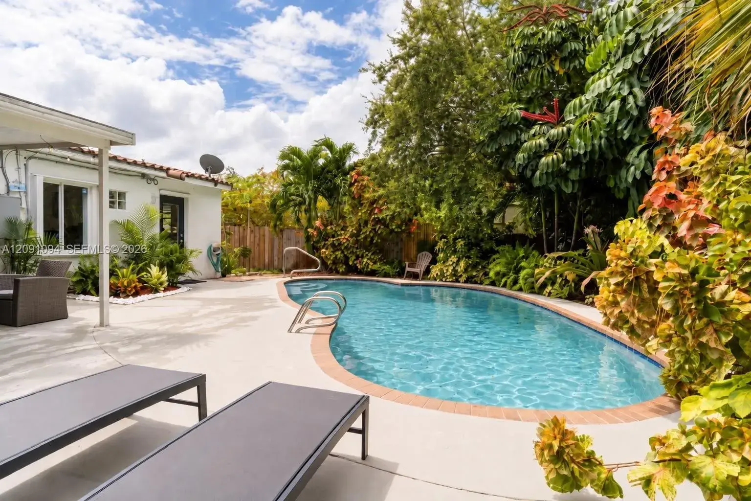 1705 SW 13th Ct, Fort Lauderdale FL 33312
