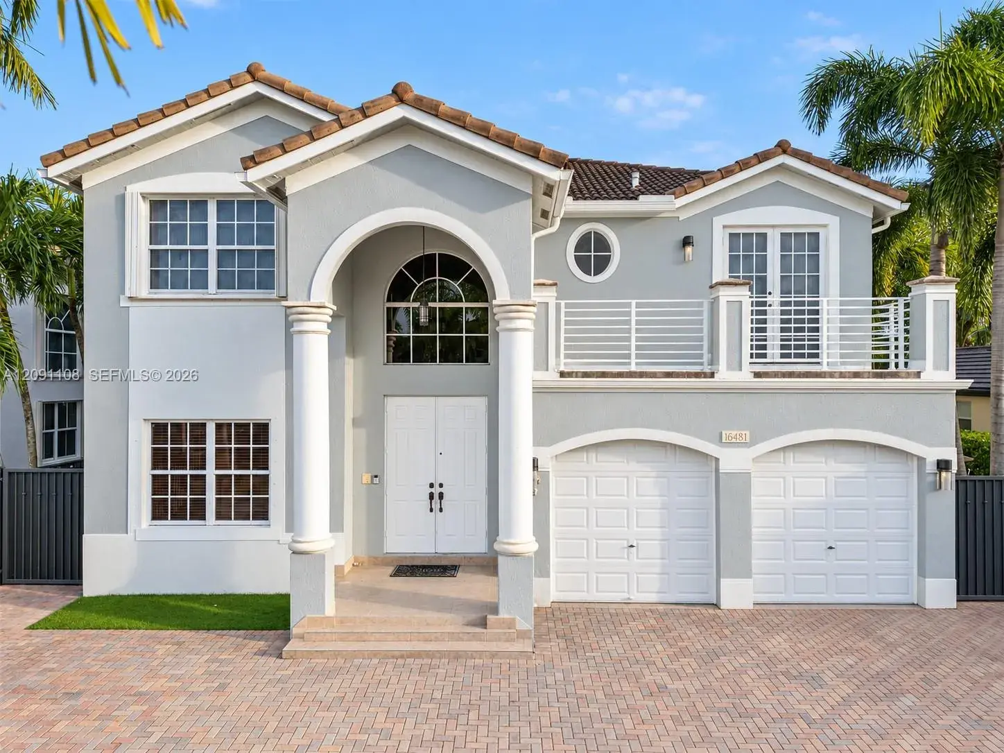 5 bedroom 4 bath Residential for sale at 16481 SW 58th Ter, Miami FL 33193