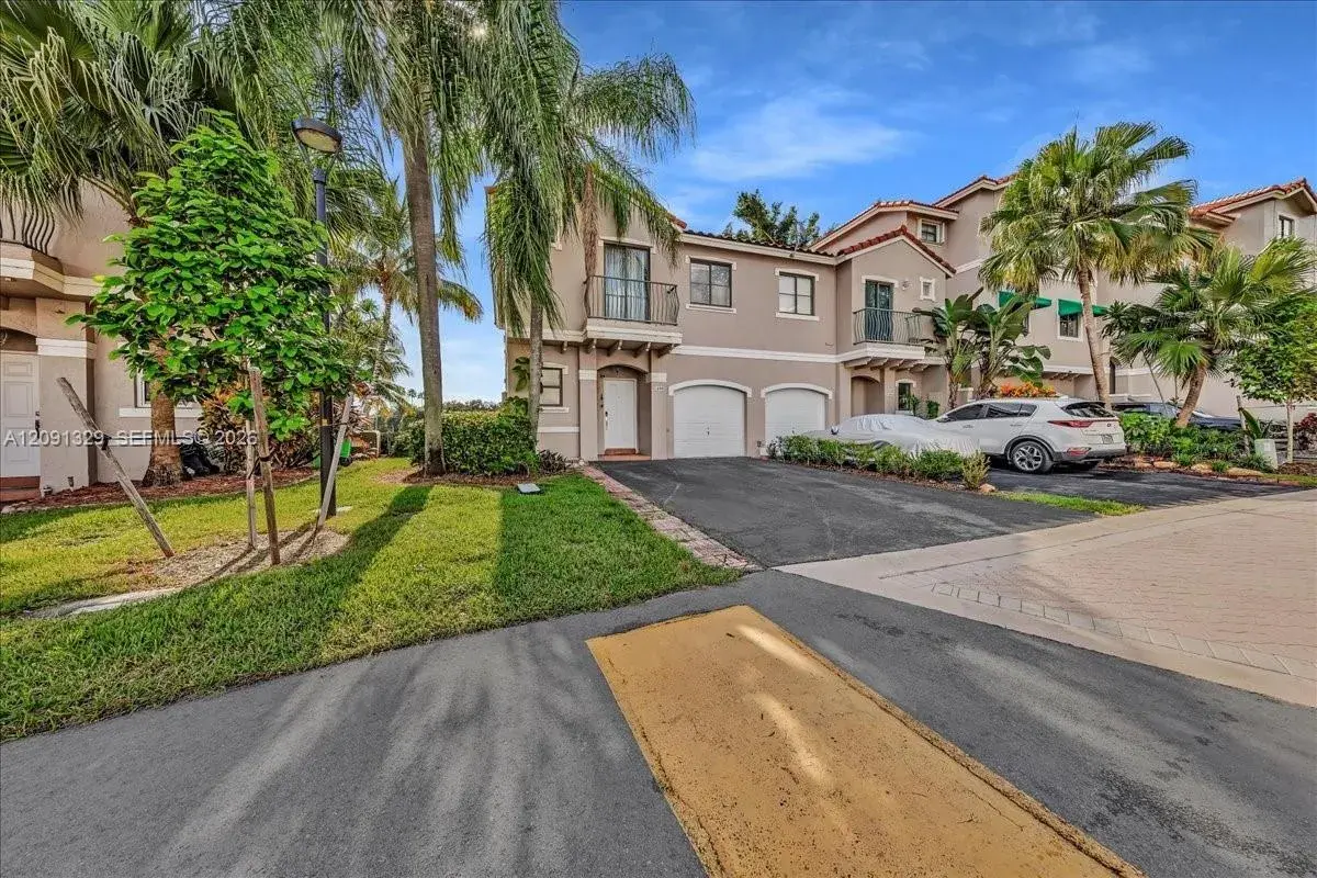 4 bedroom 2 bath Residential for sale at 1408 NW 126th Ave # 1408, Sunrise FL 33323