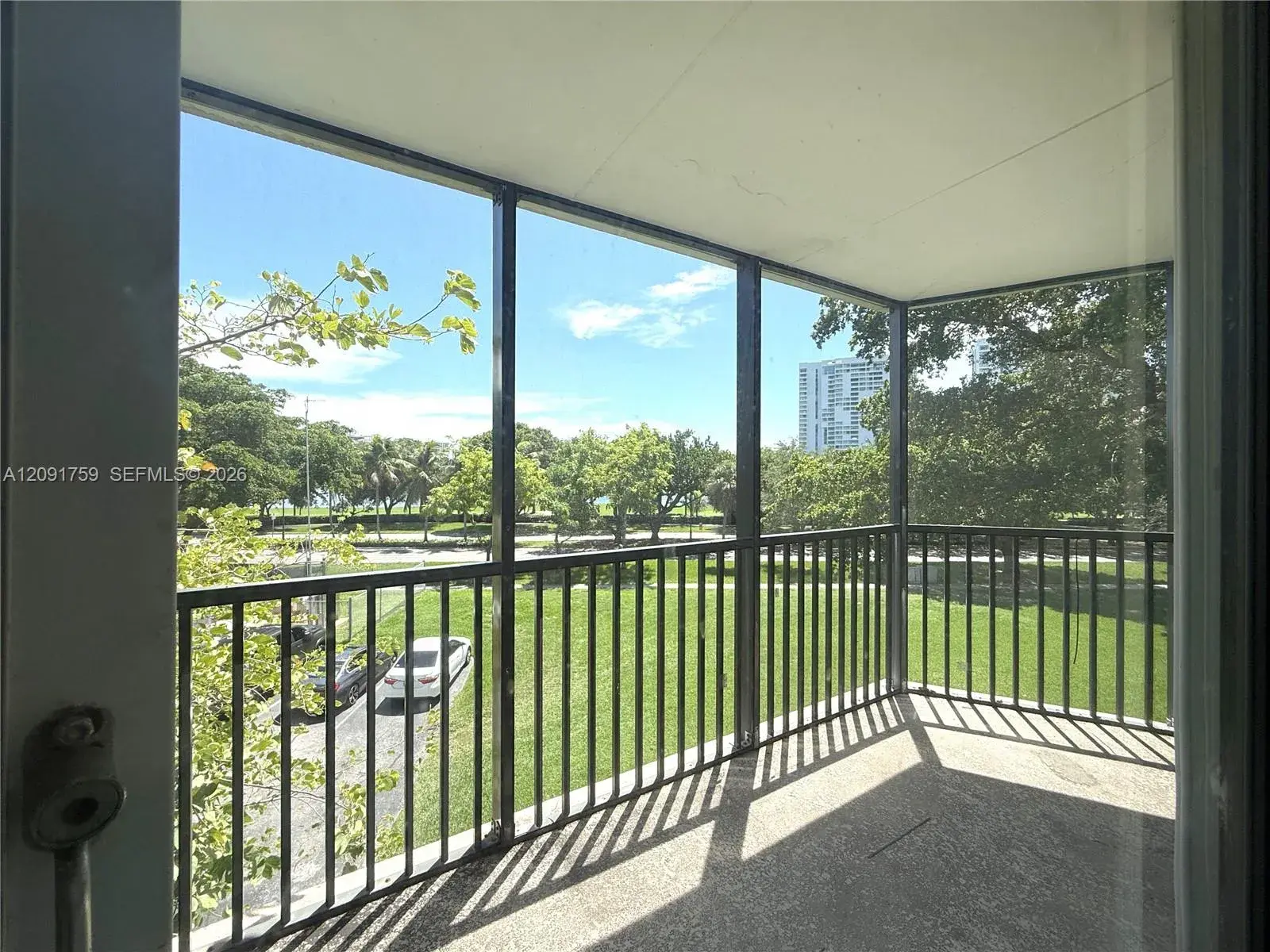 3475 N Country Club Dr # 308, Aventura FL 33180