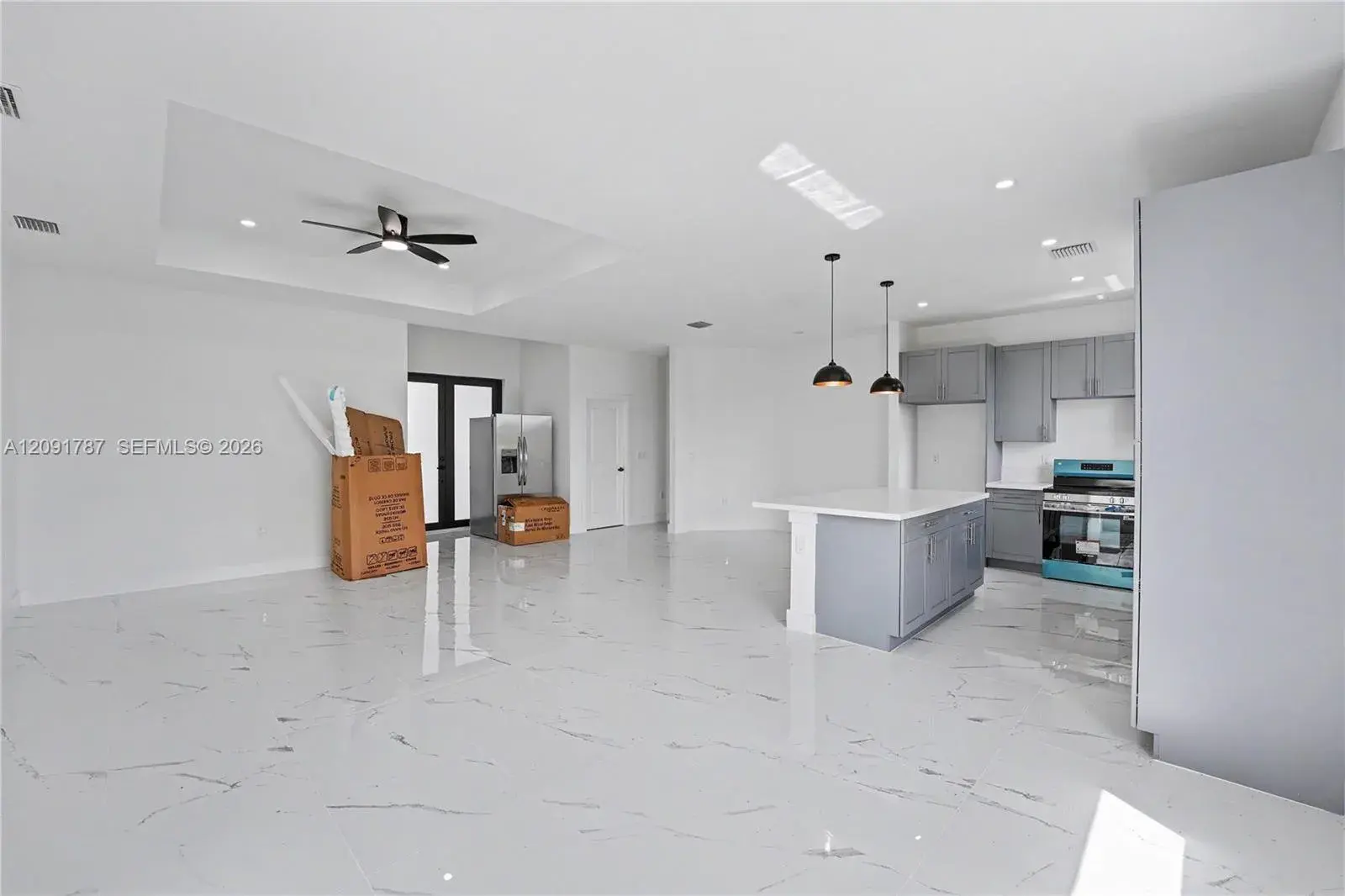 1909 NW 24TH PL, Cape Coral FL 33993