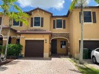3 bedroom 2 bath Residential for sale at 373 NE 37th Ave, Homestead FL 33033