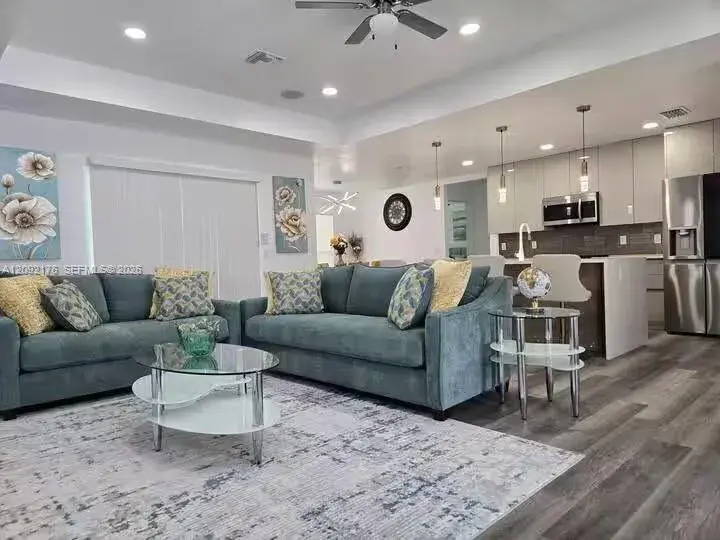 2618 NE 2 Ave, Cape Coral FL 33909