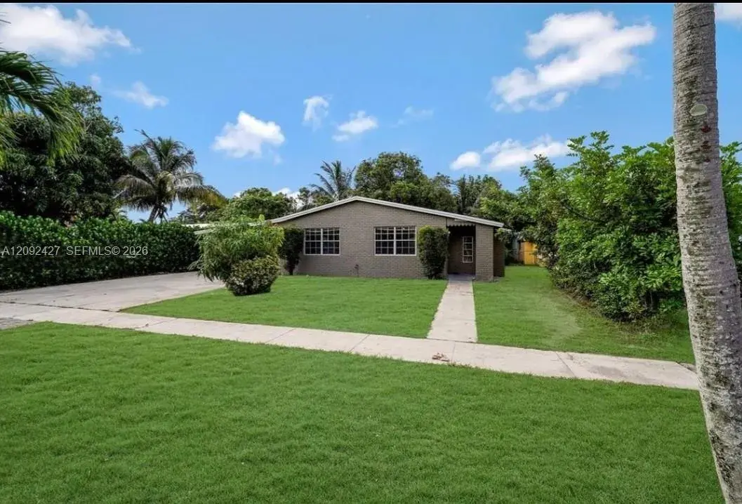 4 bedroom 2 bath Residential for sale at 6251 NW 14th St, Sunrise FL 33313
