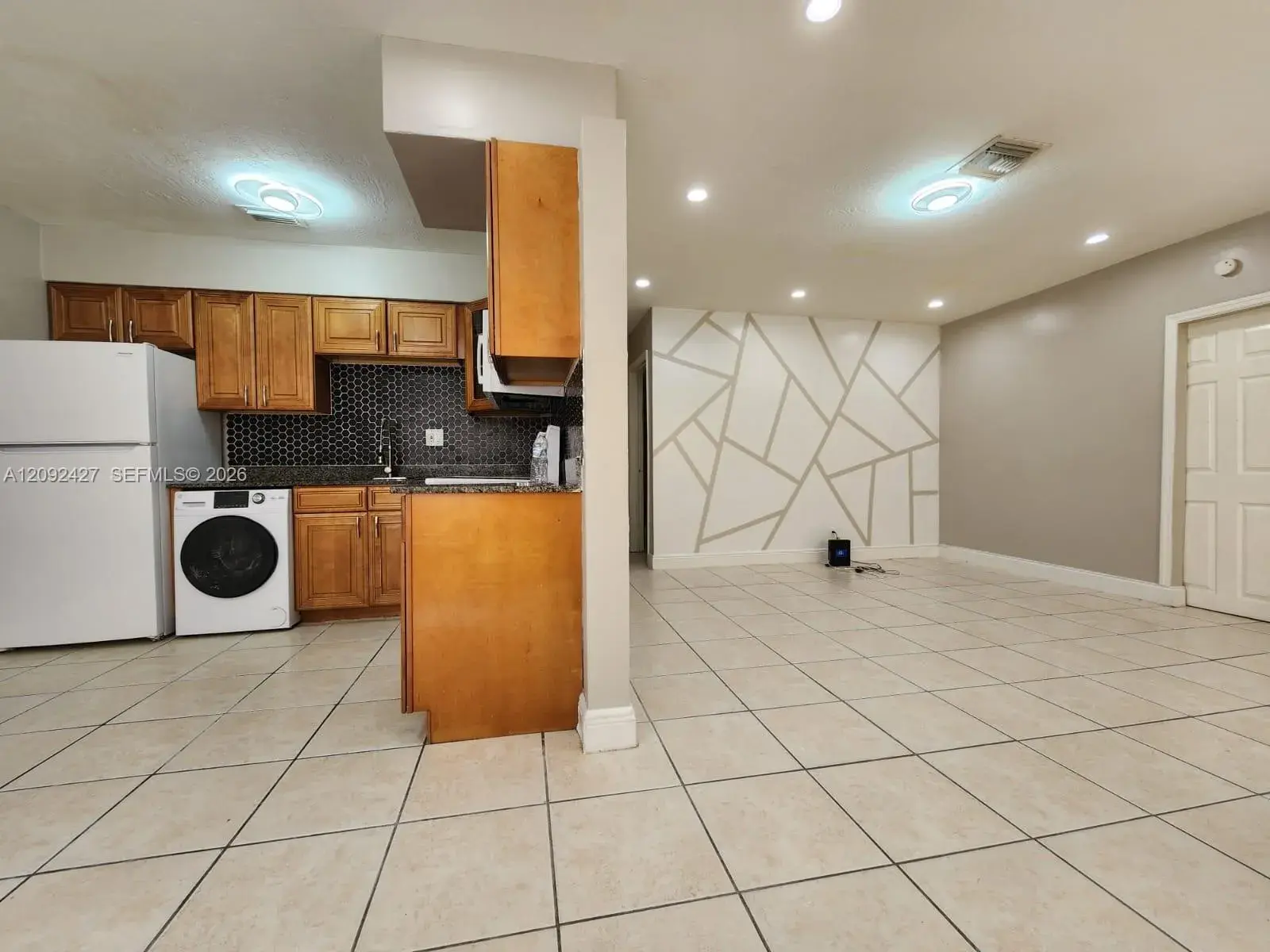 6251 NW 14th St, Sunrise FL 33313