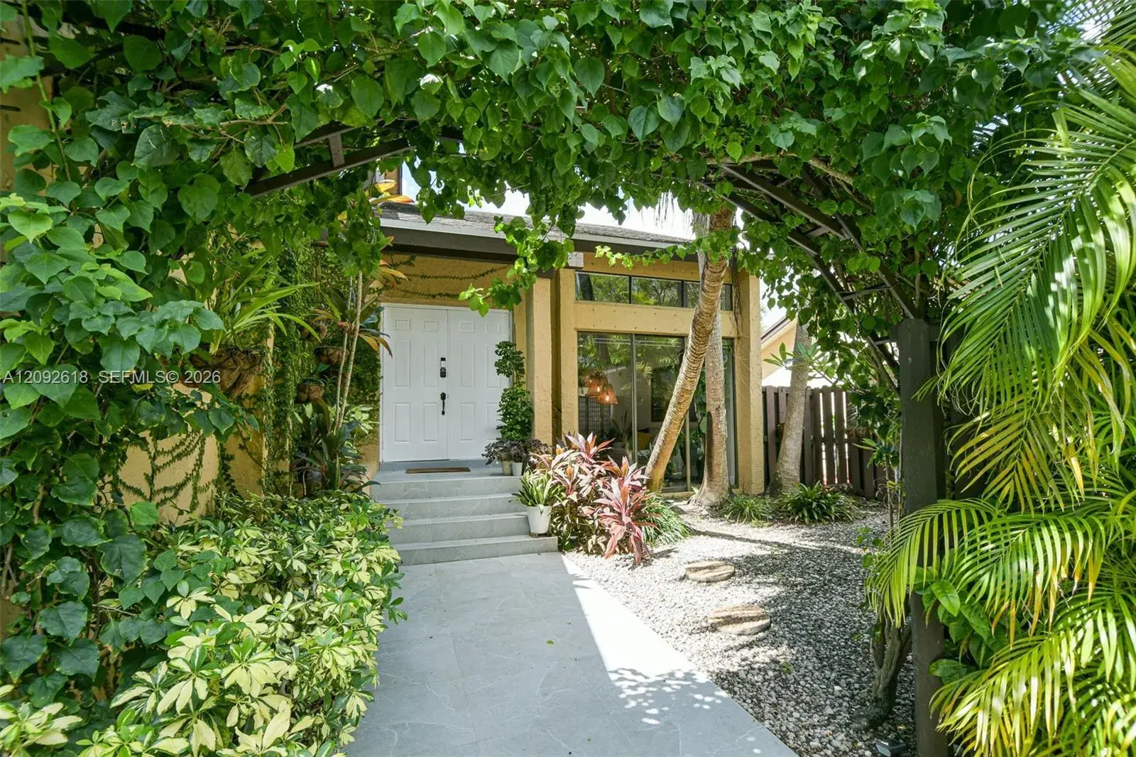 3 bedroom 3 bath Residential for sale at 11624 SW 135th Pl, Miami FL 33186
