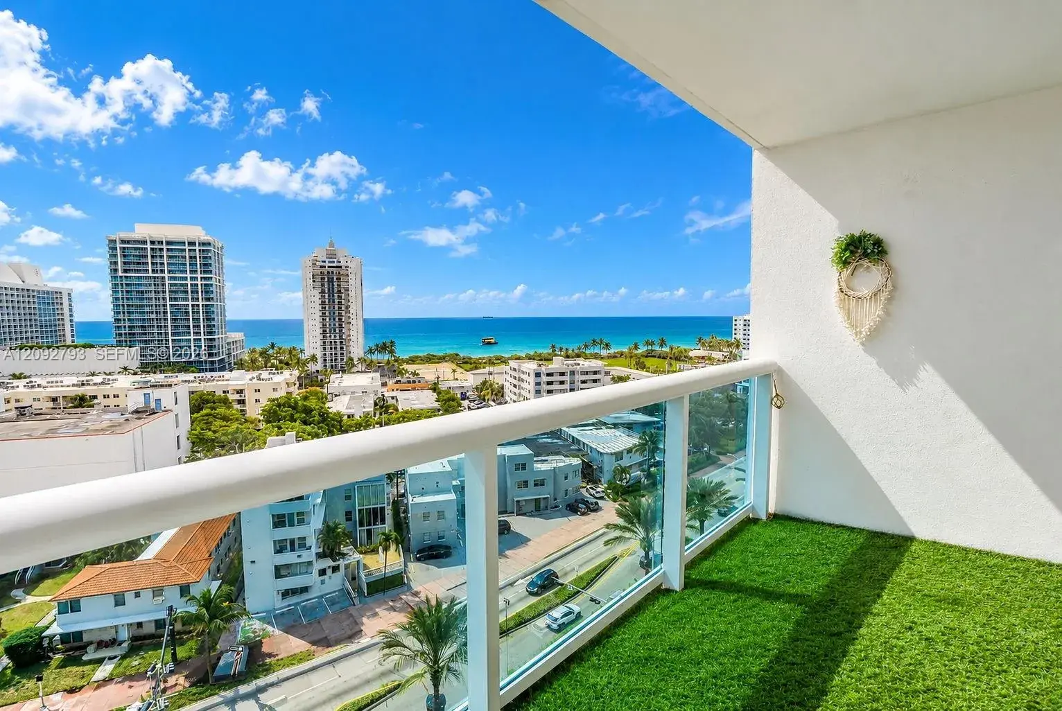 1 bedroom 1 bath Residential for sale at 6770 Indian Creek Dr # 8R, Miami Beach FL 33141