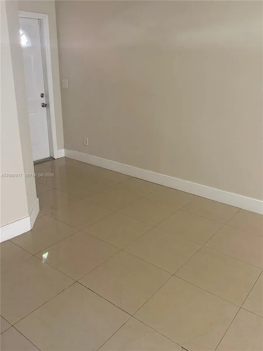 124 SW 16th Ave, Homestead FL 33030