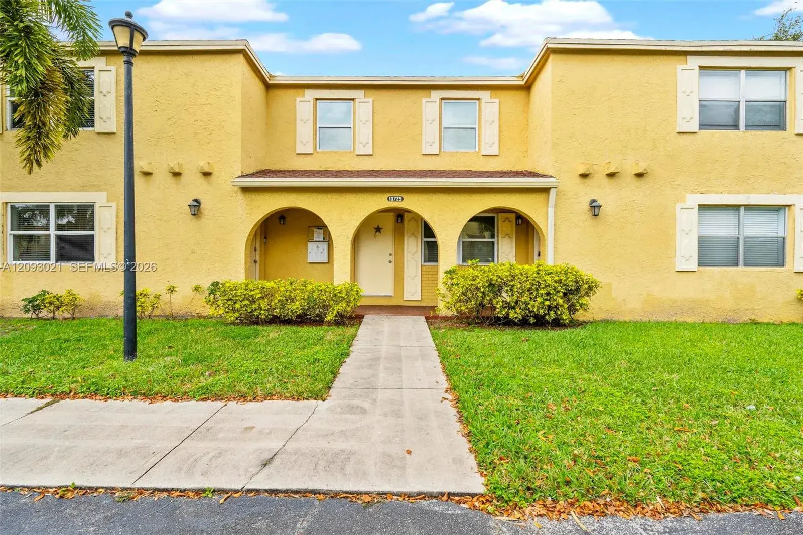 2 bedroom 1 bath Residential for sale at 10729 La Placida Dr # 4, Coral Springs FL 33065
