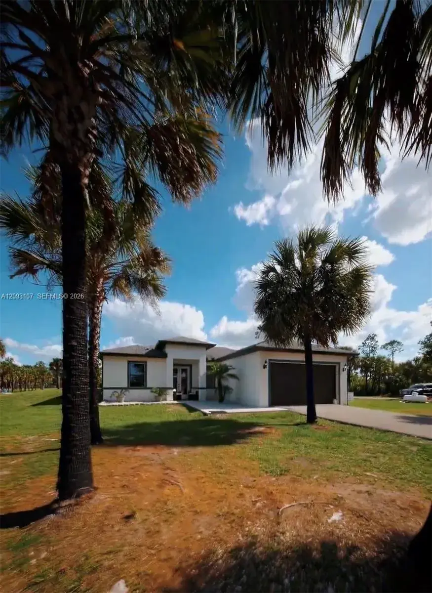 3 bedroom 2 bath Residential for sale at 2772 38th Ave Se, Naples FL 34117