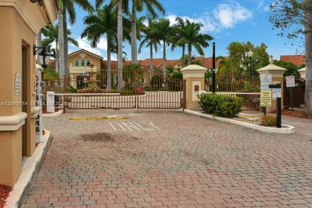 1 bedroom 1 bath Residential for sale at 313 Villa Cir # 313, Boynton Beach FL 33435