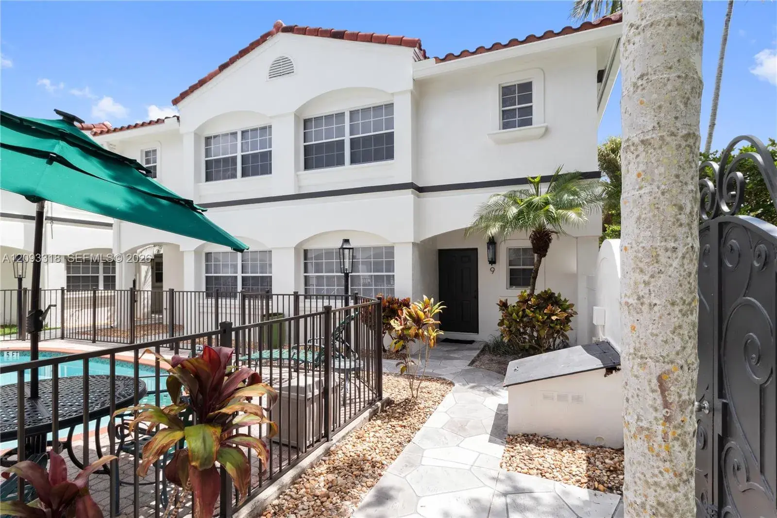 3 bedroom 2 bath Residential Lease for rent at 801 NE 1st St # 9, Fort Lauderdale FL 33301