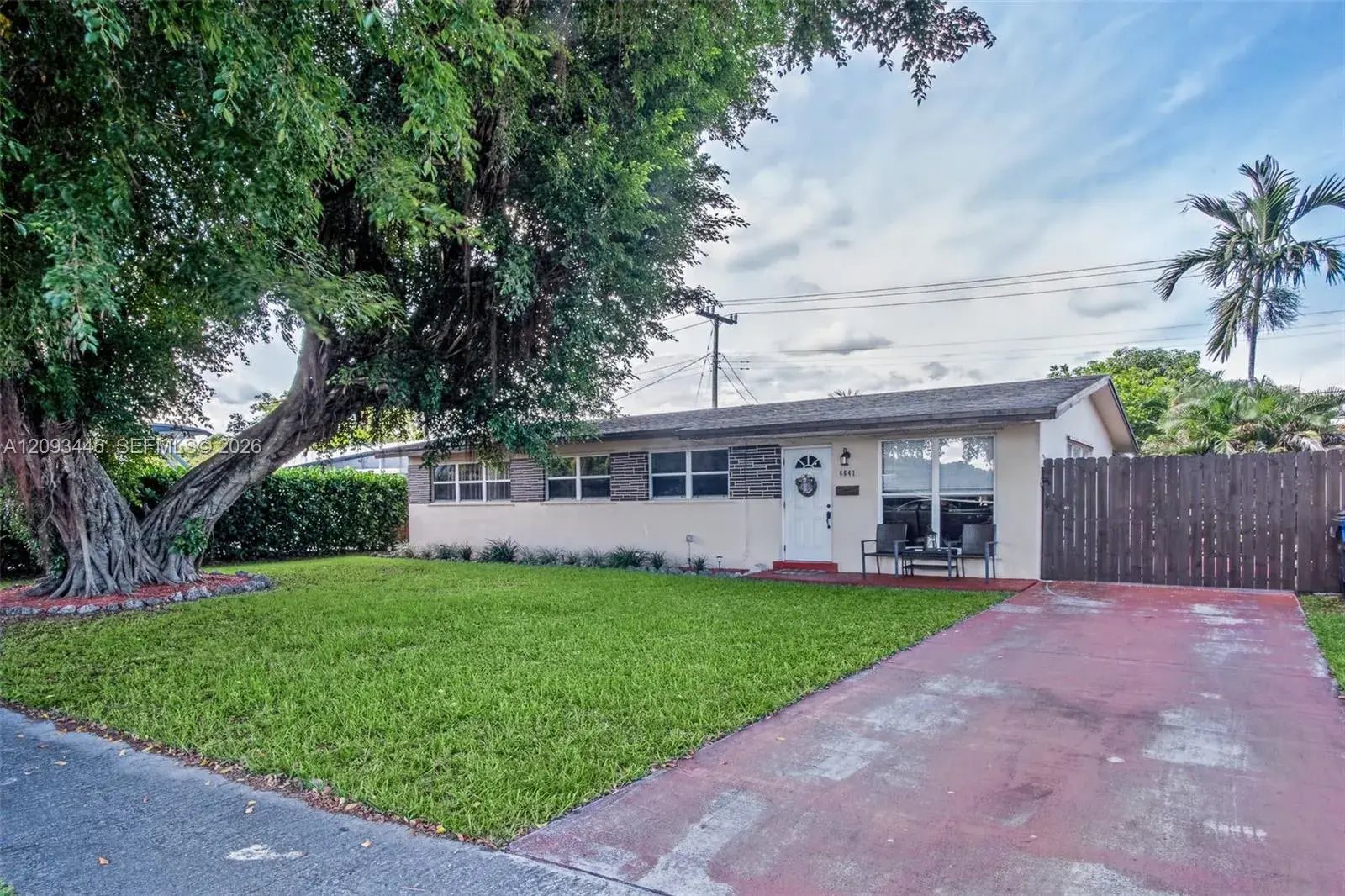 4 bedroom 2 bath Residential for sale at 6641 Fillmore St, Hollywood FL 33024