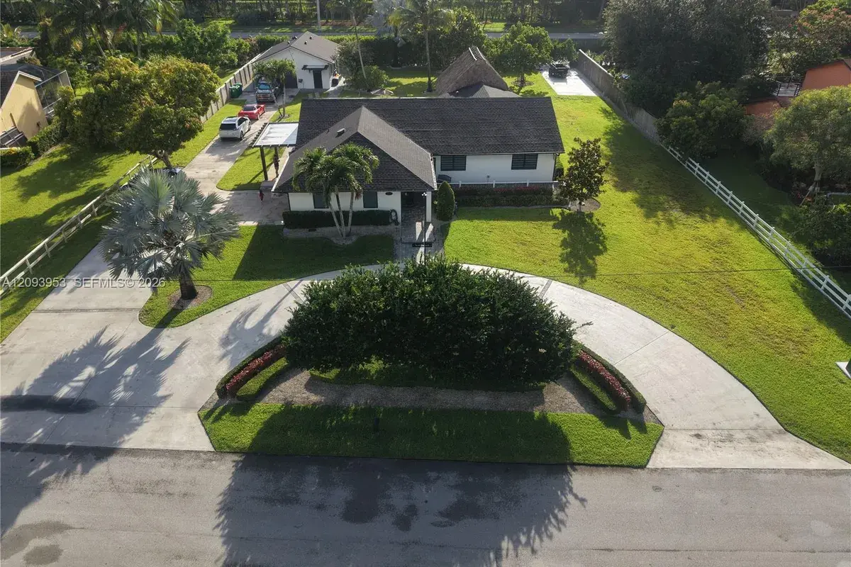2751 SW 141st Ter, Davie FL 33330