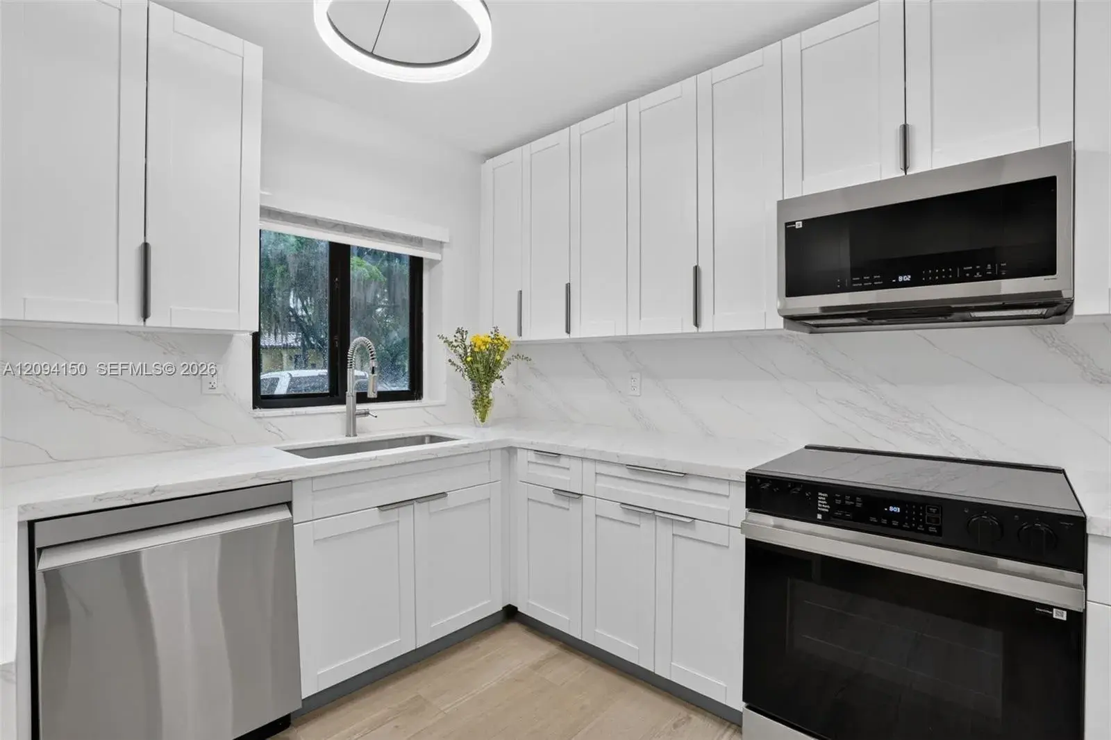 4547 SW 16th St, Miami FL 33134