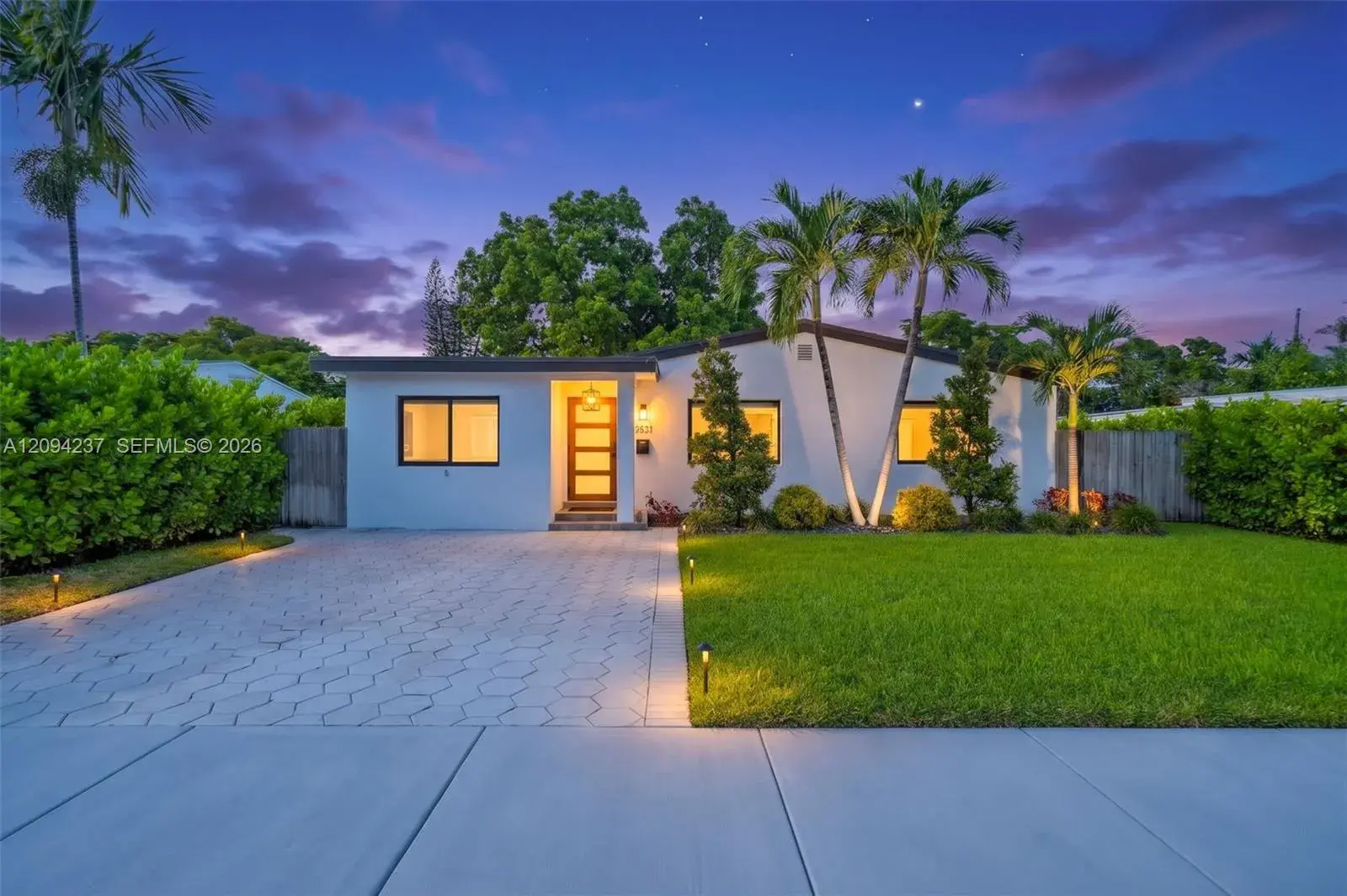2 bedroom 2 bath Residential for sale at 6021 SW 17th St, Miami FL 33155