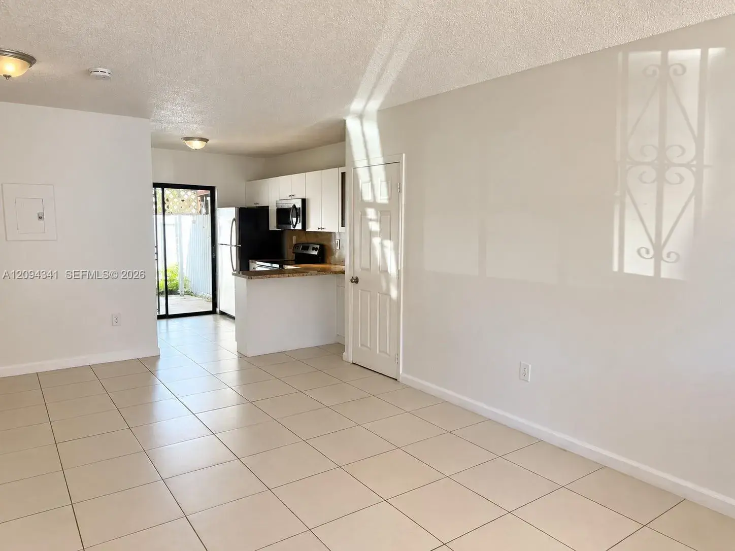 2775 W 61st St # 102, Hialeah FL 33016