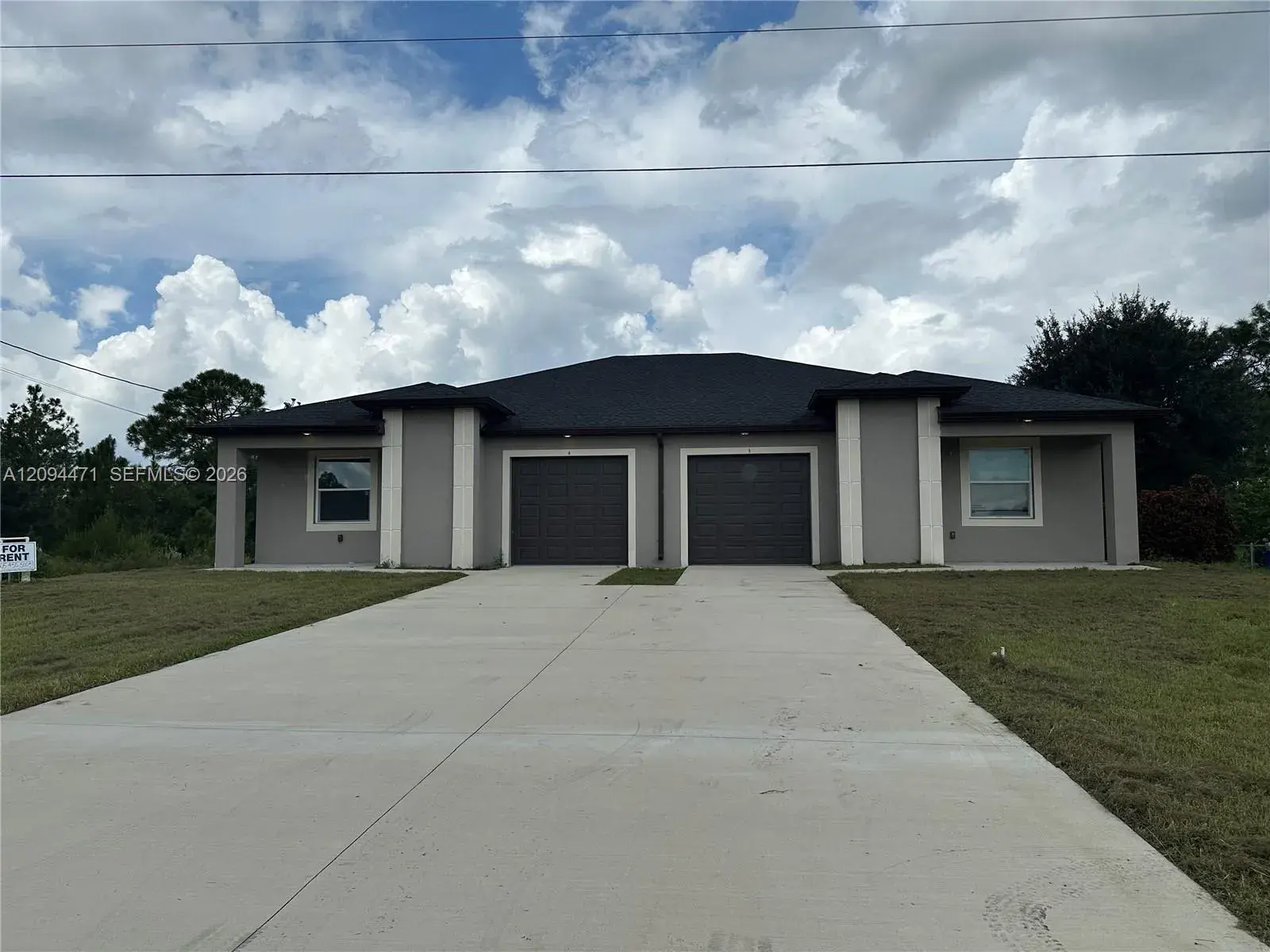 3 bedroom 2 bath Residential Lease for rent at 1240 Columbus Blvd # B, Fort Myers FL 33913