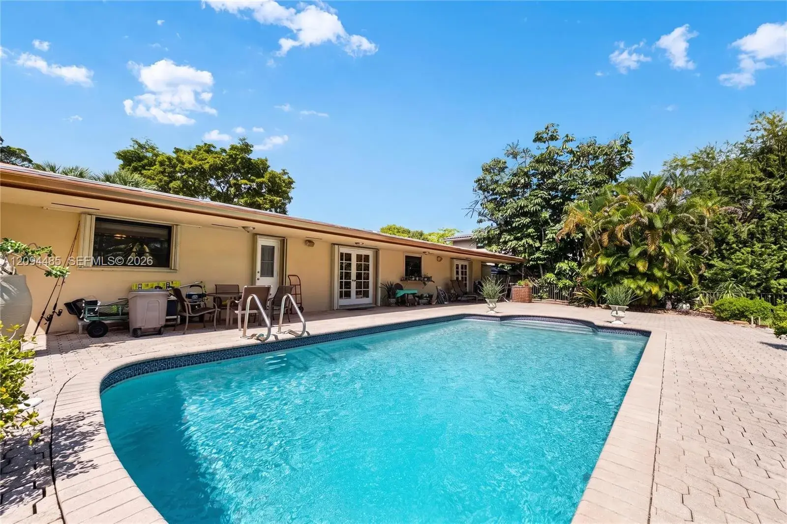 20011 NE 25th Ave, Miami FL 33180
