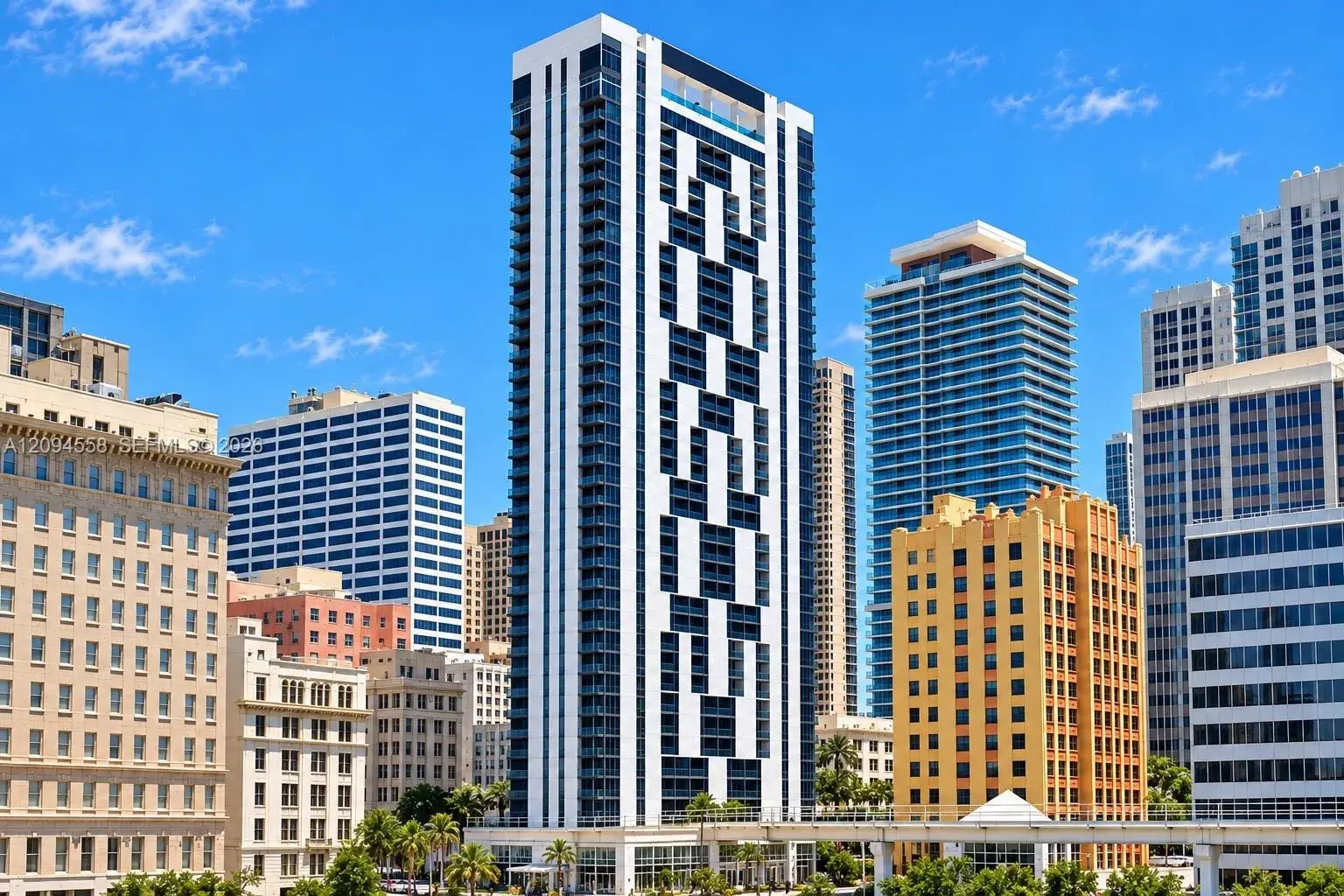1 bedroom 1 bath Residential for sale at 151 SE 1st St # 2606, Miami FL 33131