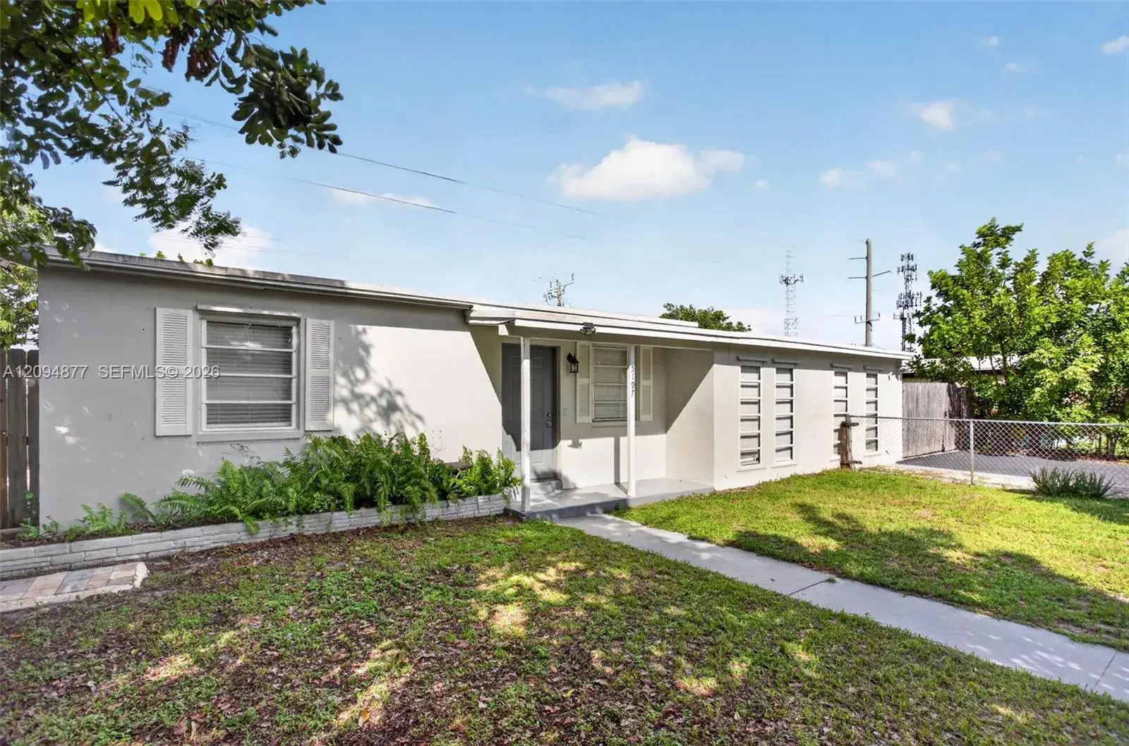 3 bedroom 2 bath Residential for sale at 5197 NE 14th Ave, Pompano Beach FL 33064
