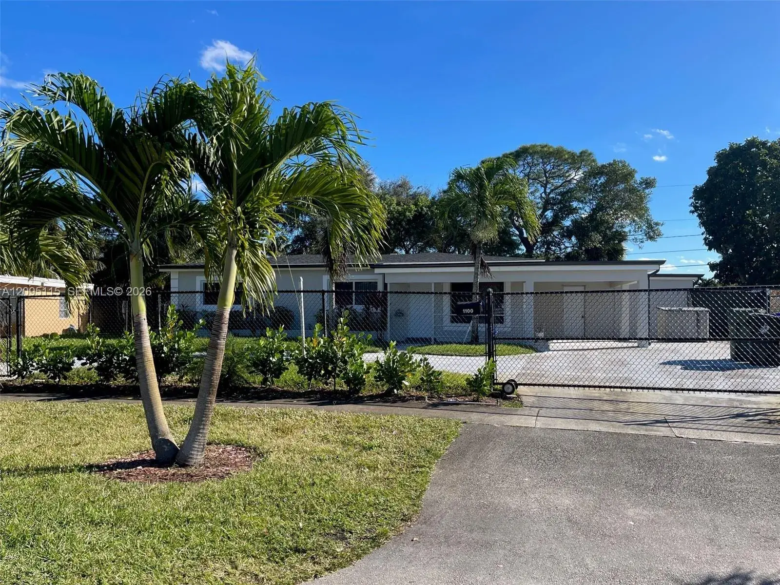 3 bedroom 2 bath Residential for sale at 1100 Arizona Ave, Fort Lauderdale FL 33312