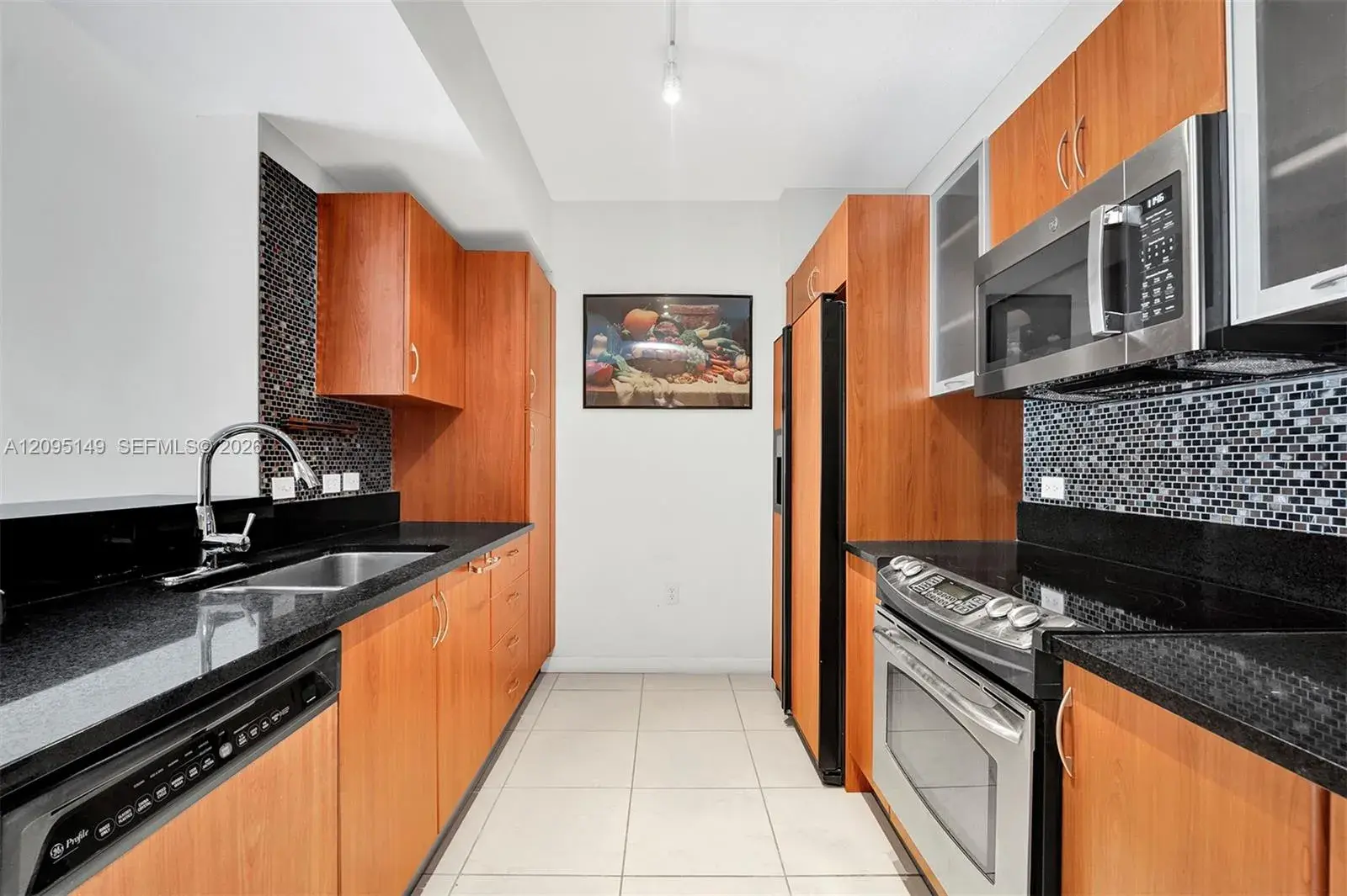 2775 NE 187th St # 623, Aventura FL 33180