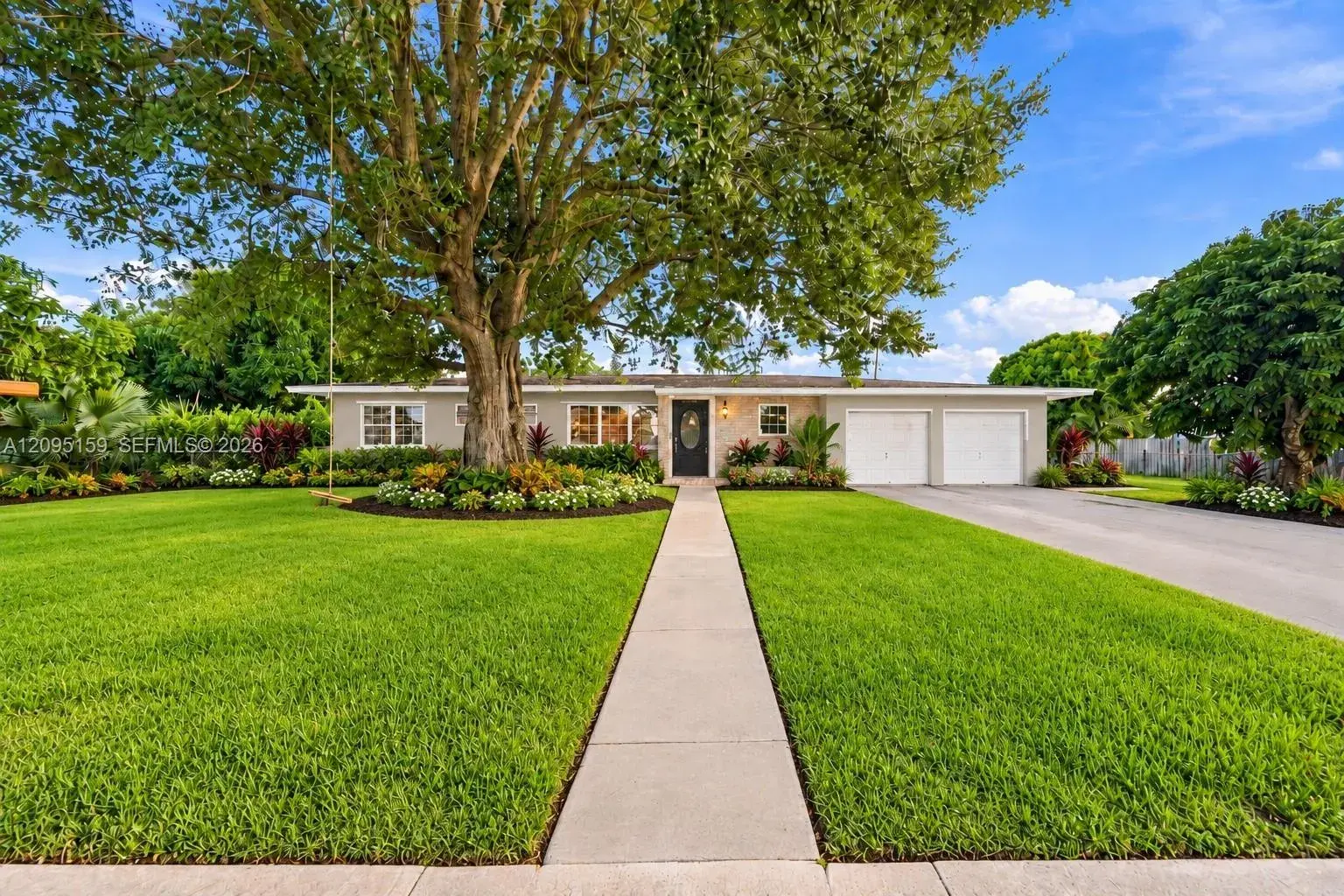 4 bedroom 2 bath Residential for sale at 434 NW 20th St, Homestead FL 33030