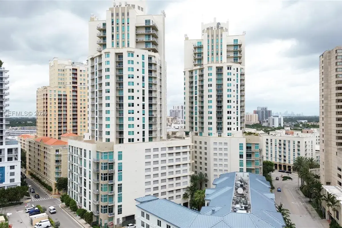 9055 SW 73rd Ct # 1504, Miami FL 33156