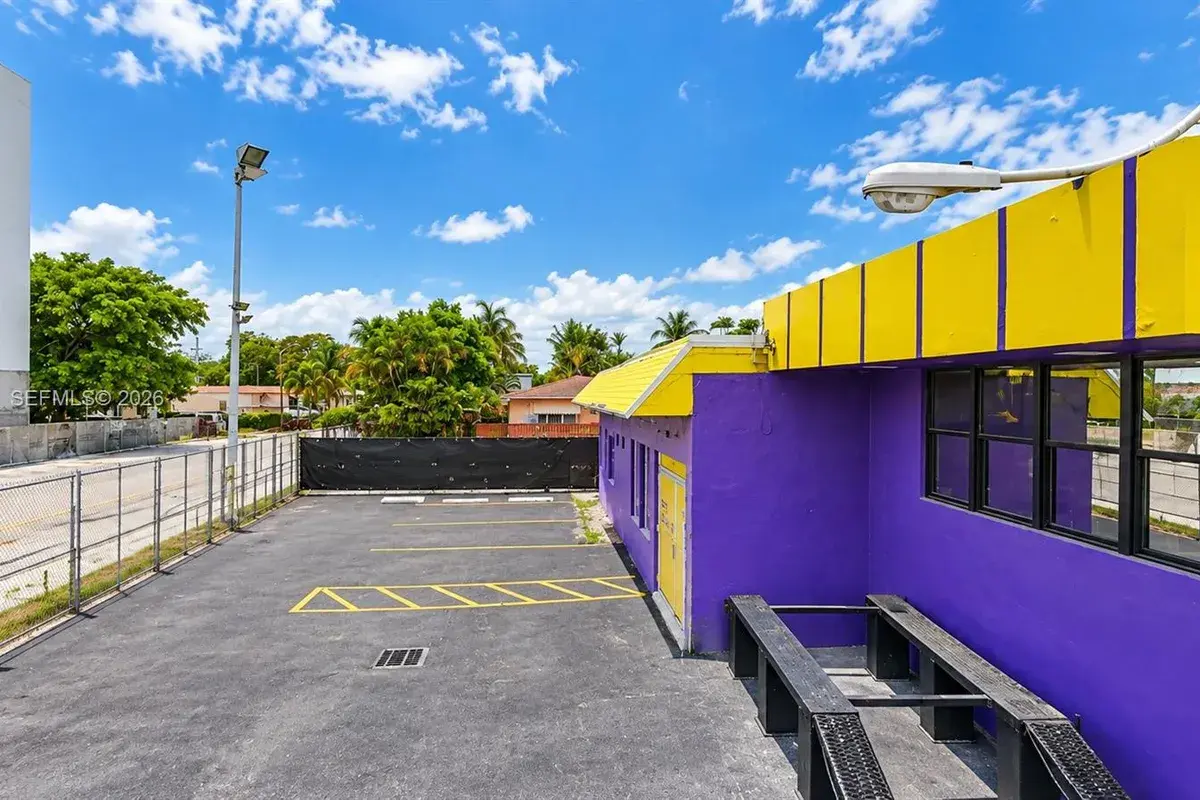 2200 N Federal Hwy, Hollywood FL 33020