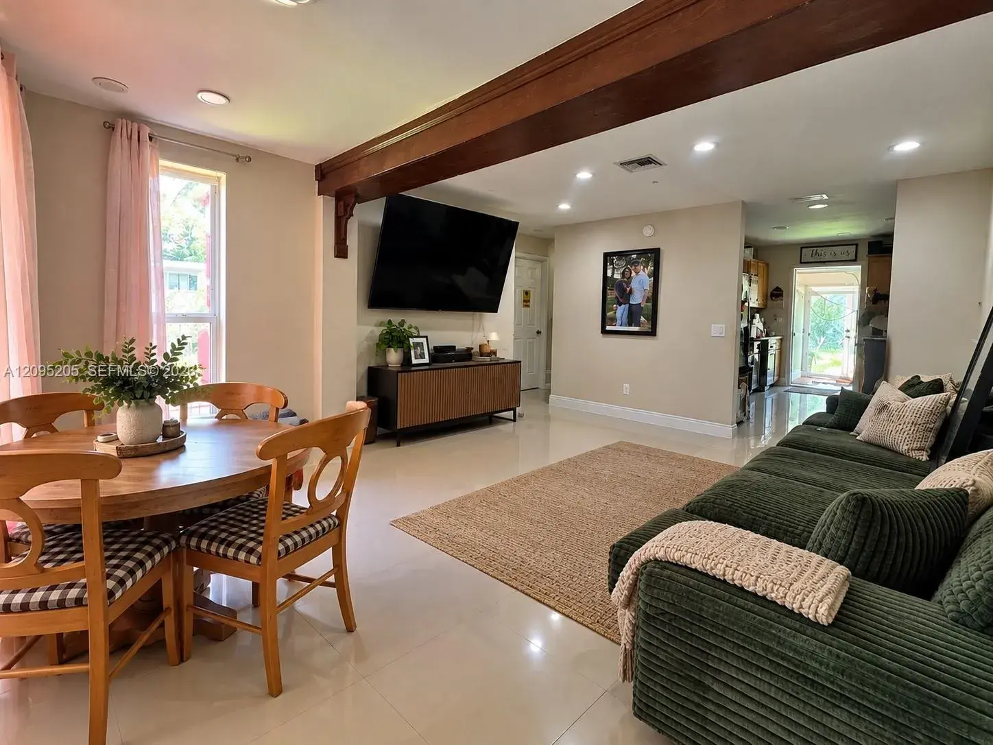 3 bedroom 2 bath Residential for sale at 400 NE 13th St, Homestead FL 33030