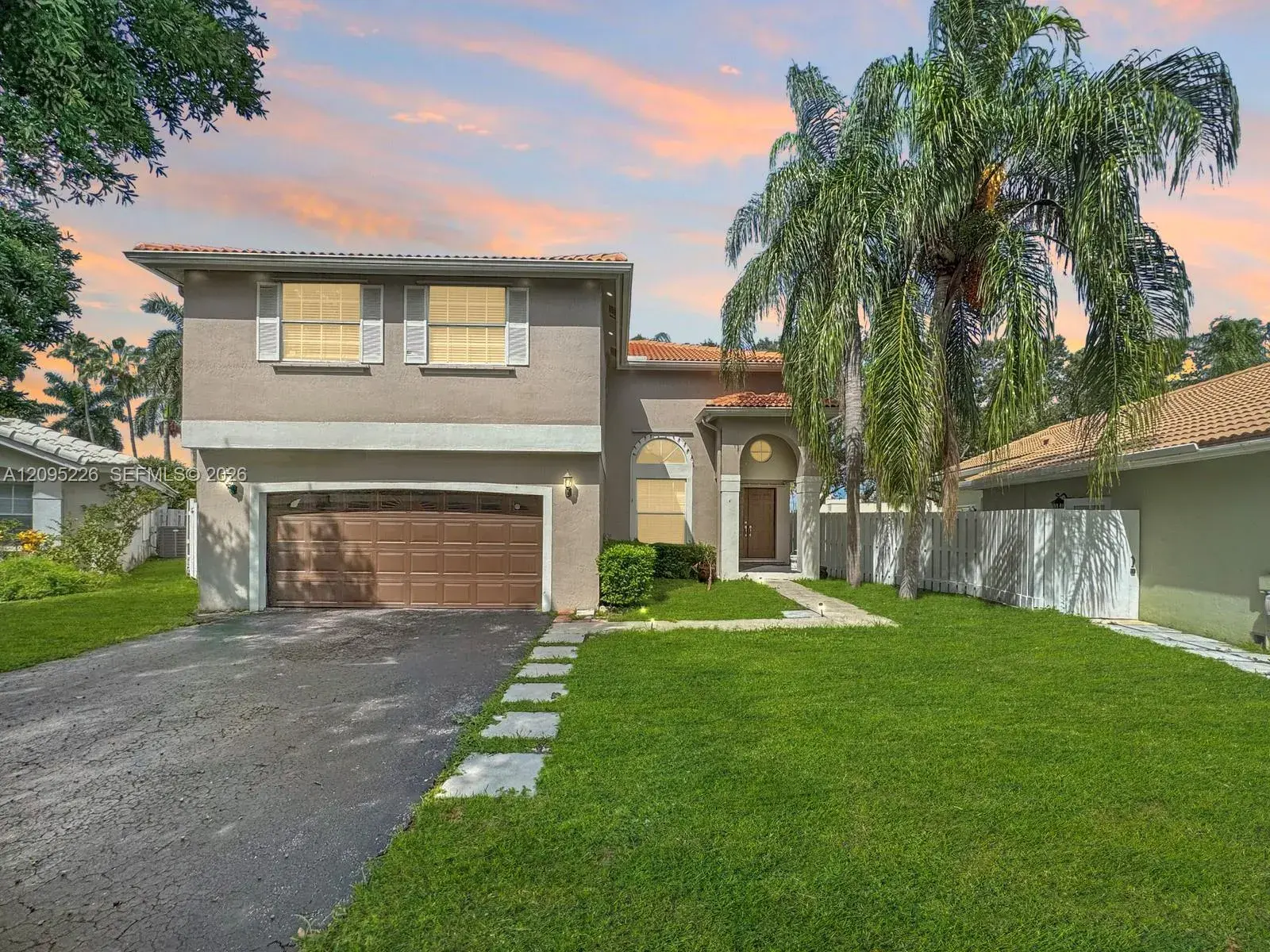 4 bedroom 2 bath Residential for sale at 1015 NW 125th Ter, Sunrise FL 33323