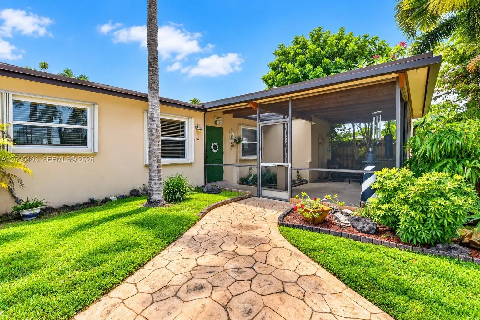3 bedroom 2 bath Residential for sale at 7140 Meade St, Hollywood FL 33024