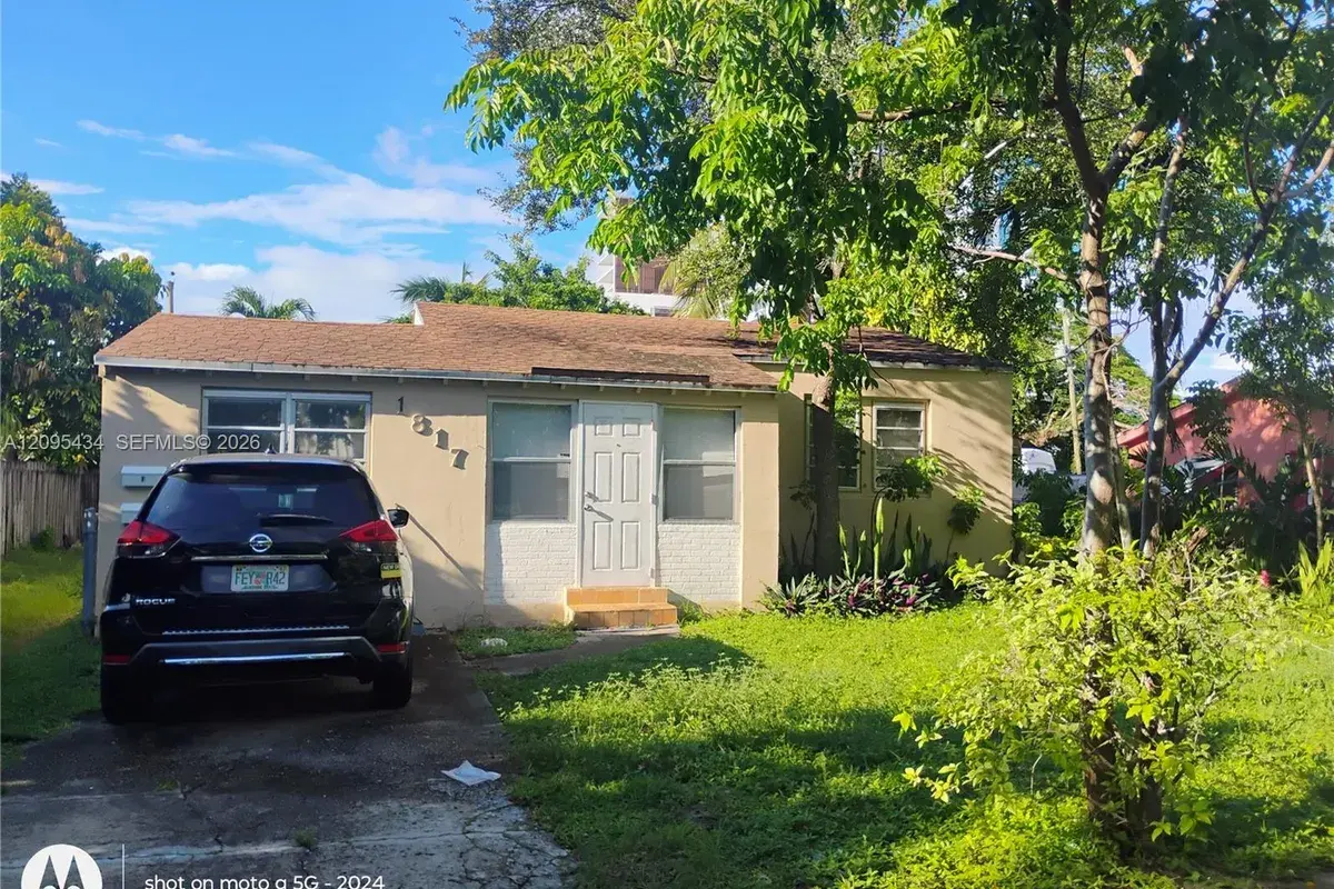 1817 Coolidge St # 2, Hollywood FL 33020