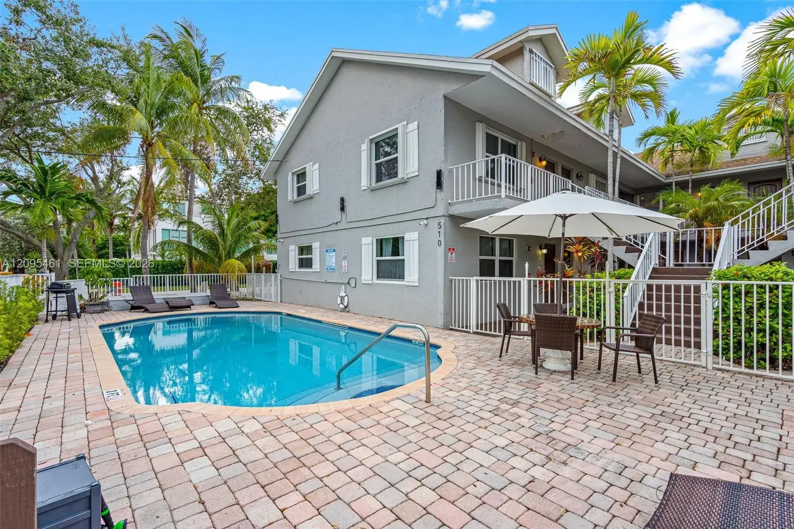 1 bedroom 1 bath Residential Lease for rent at 510 NE 17th Ave # 105, Fort Lauderdale FL 33301