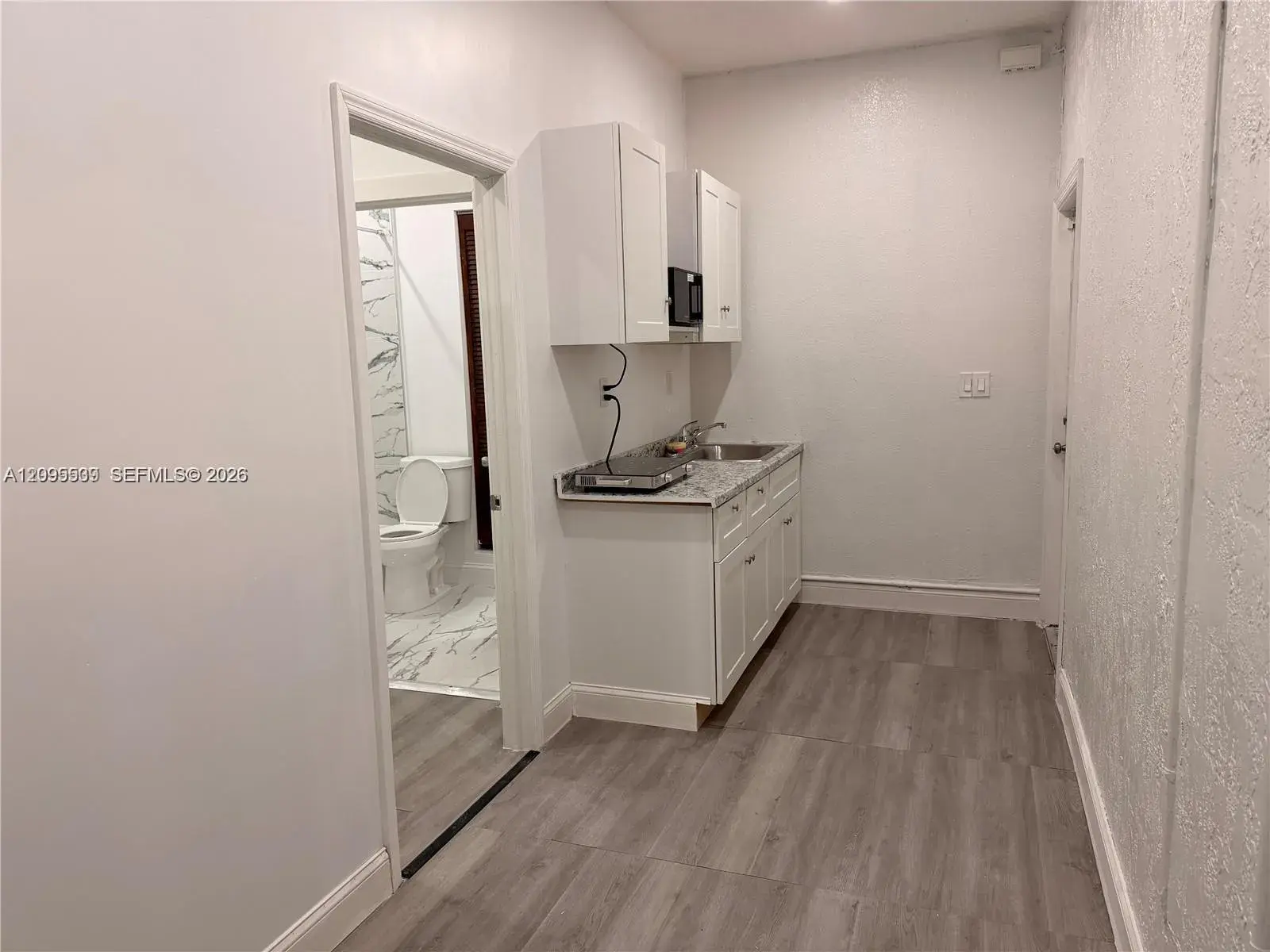2804 NW 7th Ct # 2804, Fort Lauderdale FL 33311