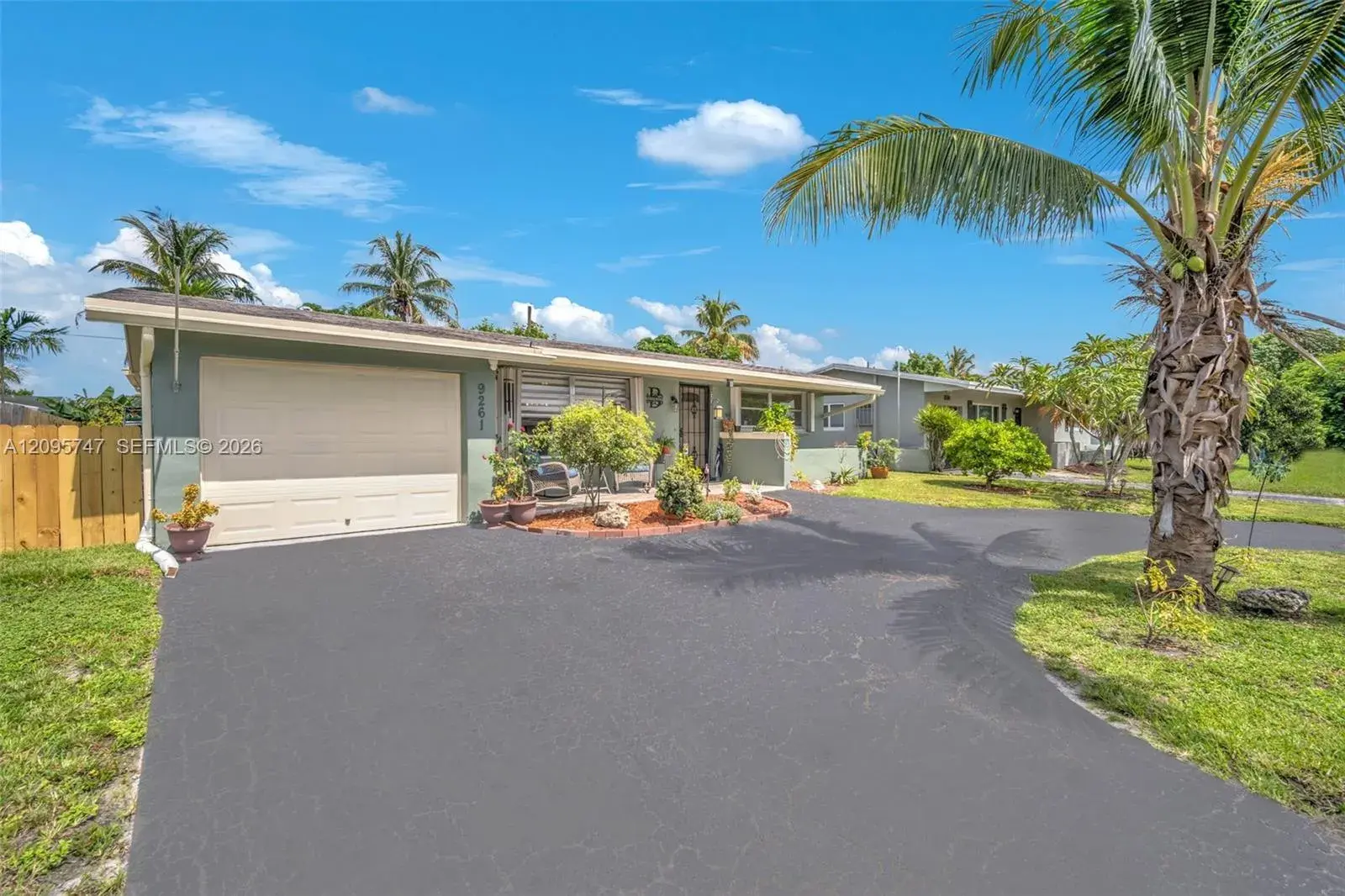 9261 NW 24th Pl, Sunrise FL 33322