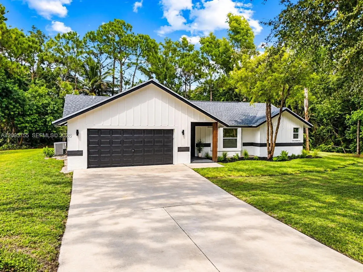 3 bedroom 2 bath Residential for sale at 18315 N 43rd Rd, Loxahatchee FL 33470