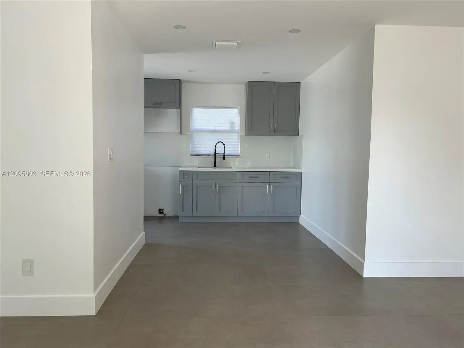 20403 NW 44th Pl, Miami Gardens FL 33055