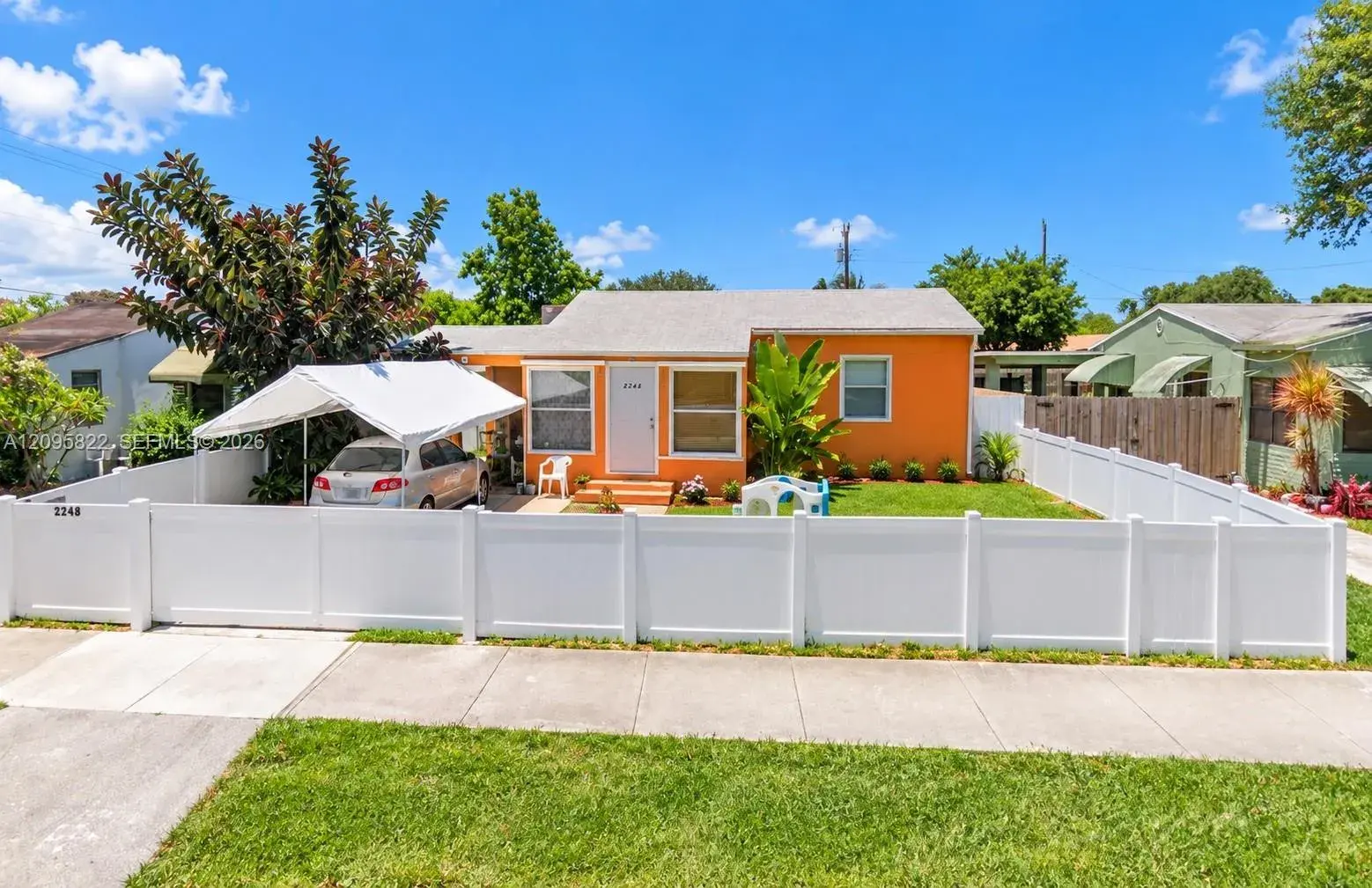 2 bedroom 1 bath Residential for sale at 2343 Mckinley St, Hollywood FL 33020