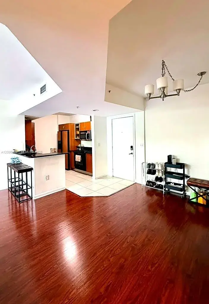 2 bedroom 2 bath Residential Lease for rent at 2775 NE 187th St # 225, Aventura FL 33180