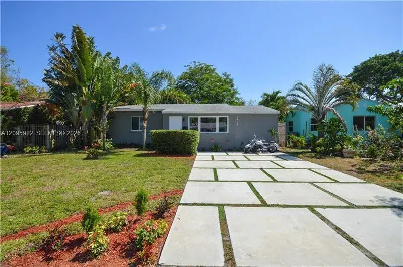 3 bedroom 2 bath Residential for sale at 1428 Plunkett St, Hollywood FL 33020
