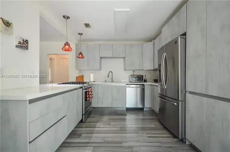 1428 Plunkett St, Hollywood FL 33020