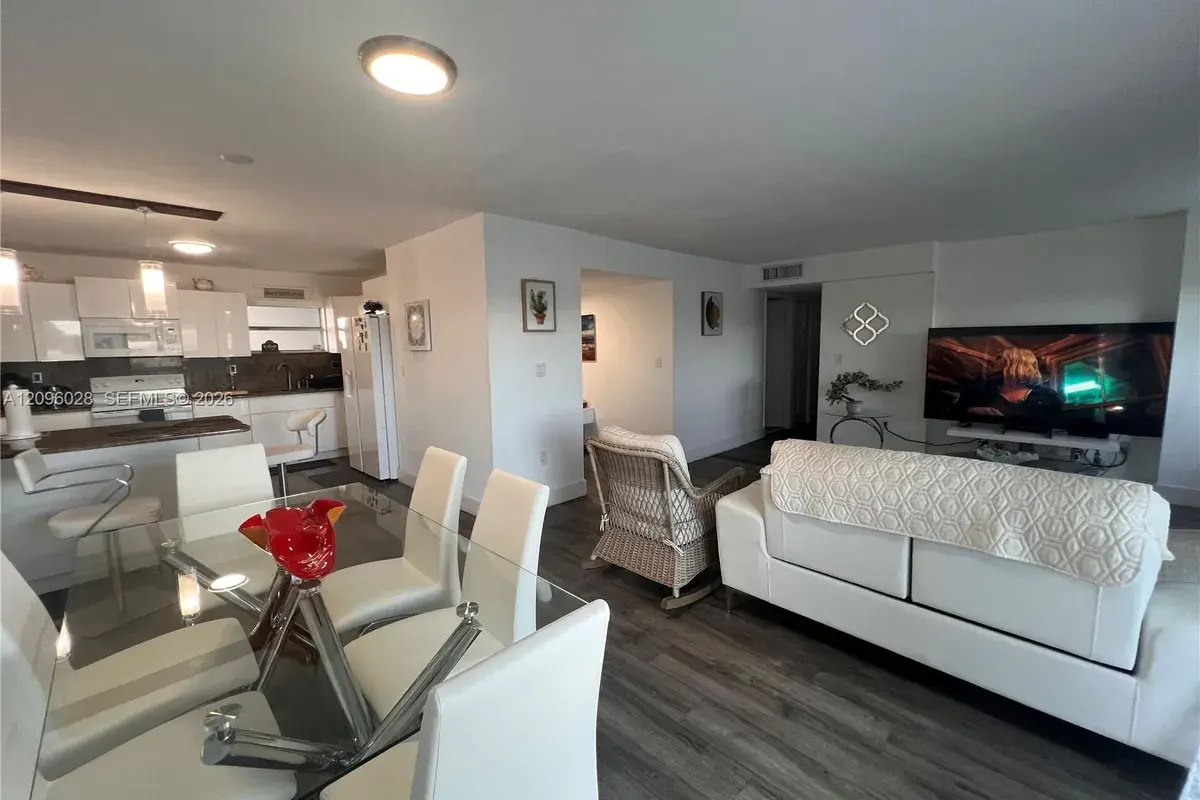 6300 SW 138th Ct # 405, Miami FL 33183