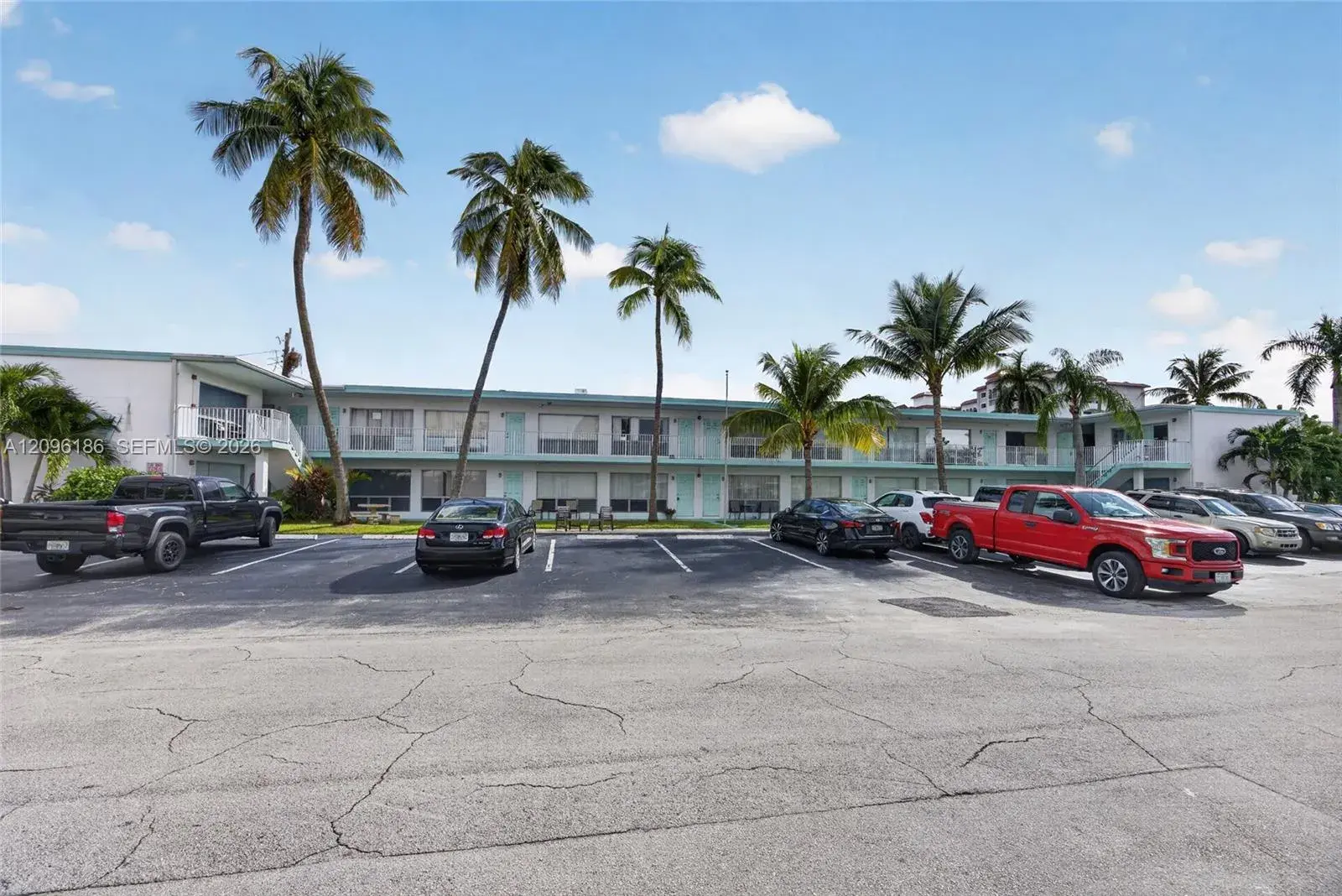 1 bedroom 1 bath Residential for sale at 3212 NE 7th Pl # 12, Pompano Beach FL 33062