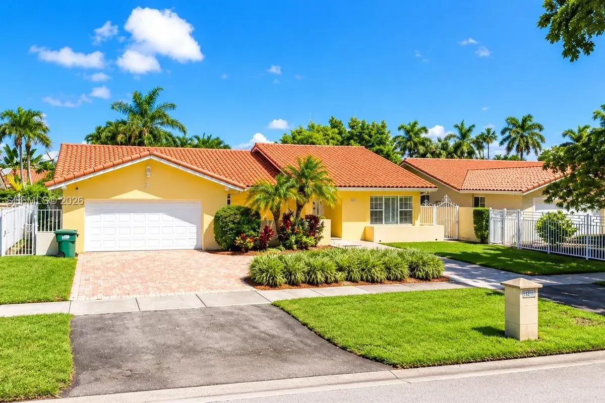 13211 SW 2nd St, Miami FL 33184