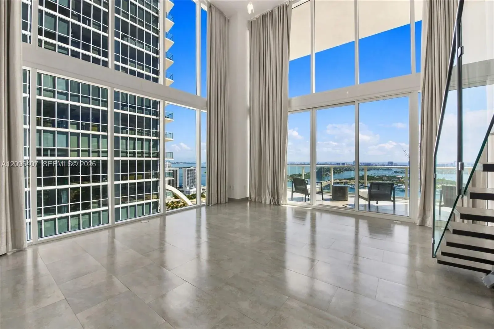1040 Biscayne Blvd # 3704, Miami FL 33132