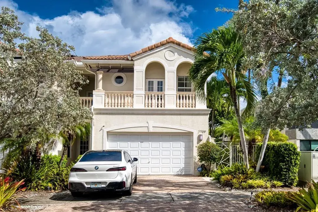 3 bedroom 3 bath Residential for sale at 2709 NE 15th St, Fort Lauderdale FL 33304