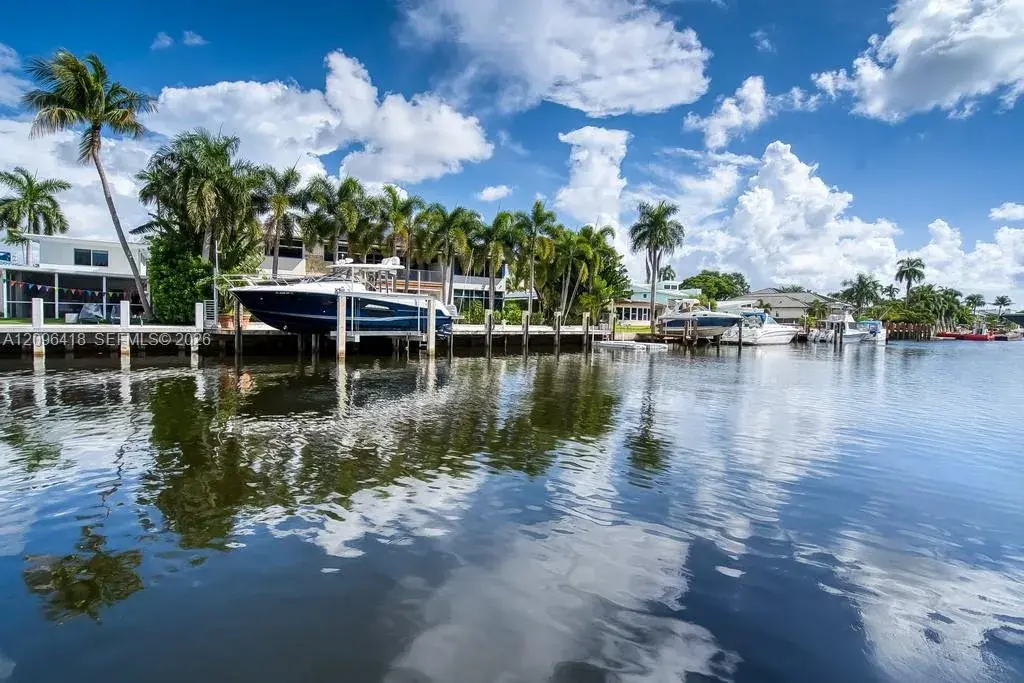 2709 NE 15th St, Fort Lauderdale FL 33304